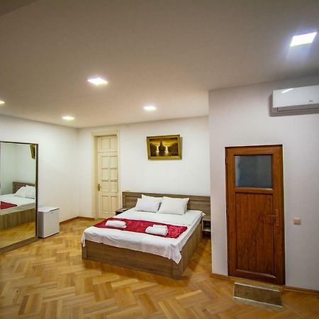 Nana'S Guesthouse Batum Dış mekan fotoğraf