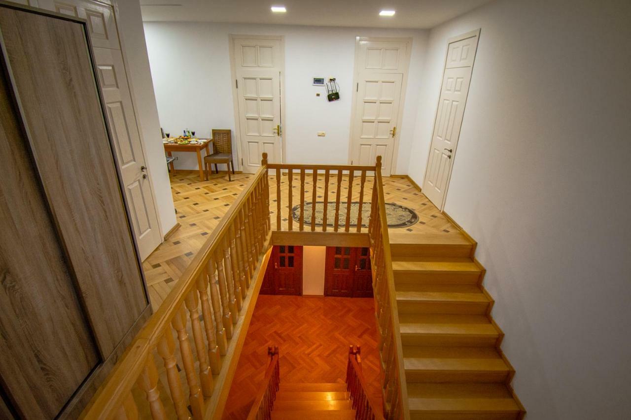 Nana'S Guesthouse Batum Dış mekan fotoğraf